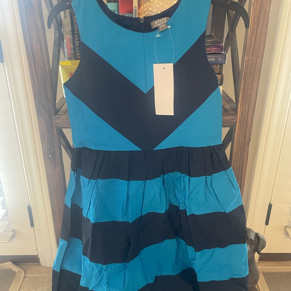 NWT girls dress. - electric blue & navy chevron. ATUN. Sz 8-9